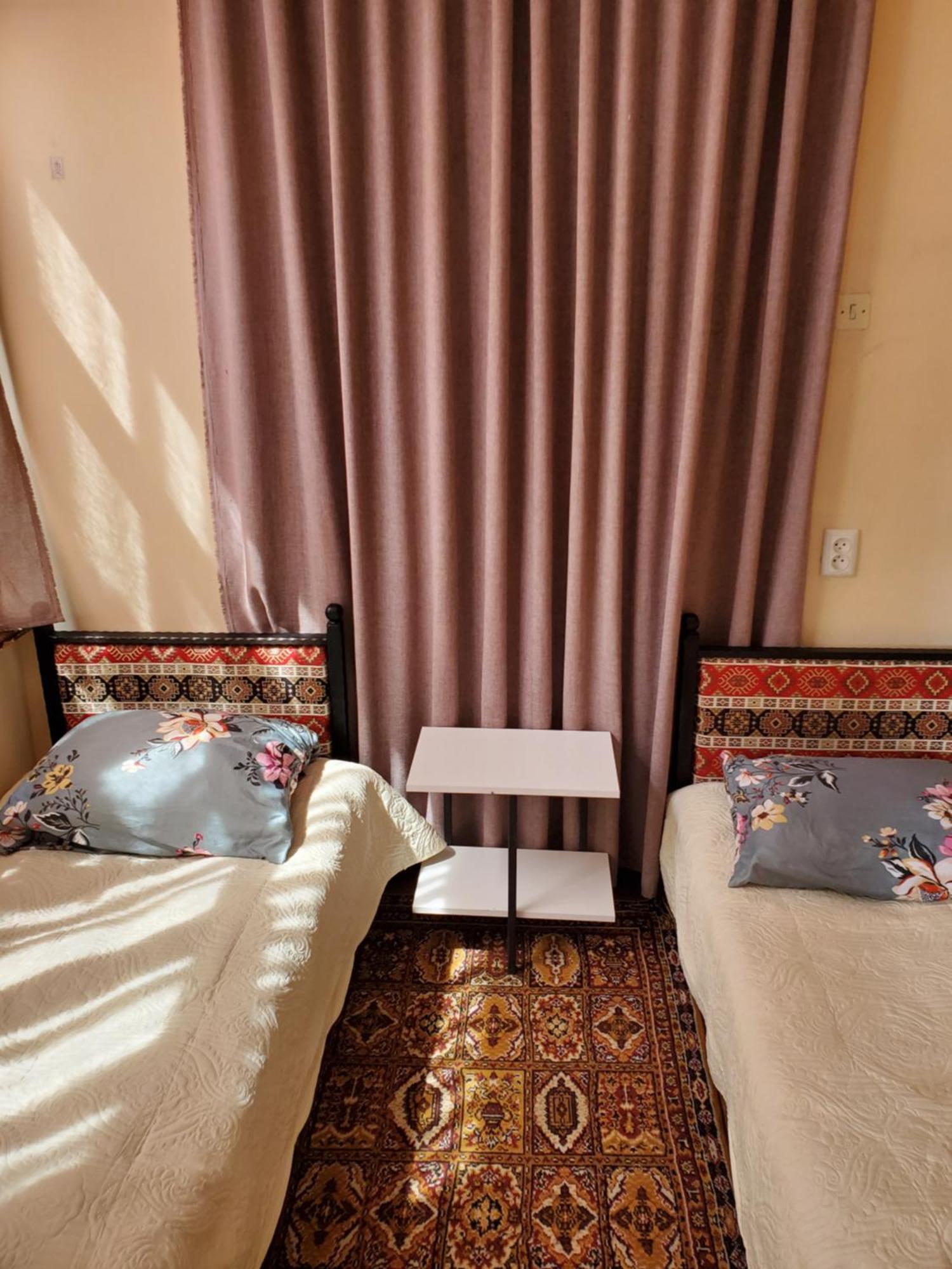 Уиут Ниниа Сад Apartment Tbilisi Exterior photo